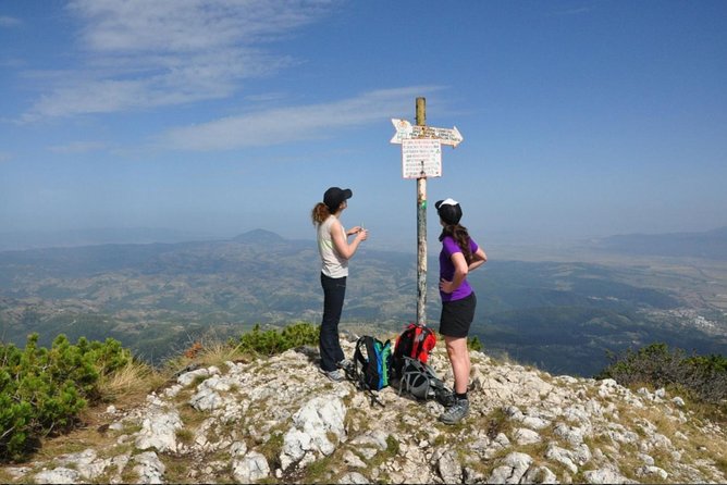 1 day CARPATHIAN PEAKS & CHALETS hike - Why this Carpathian hike is worth your day