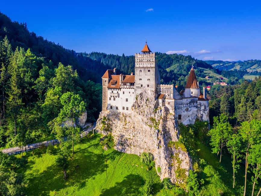 1-Day Minivan Tour 3 Castles: Peles, Wednesday & Dracula’s - What this Bucharest castle day is really trying to do