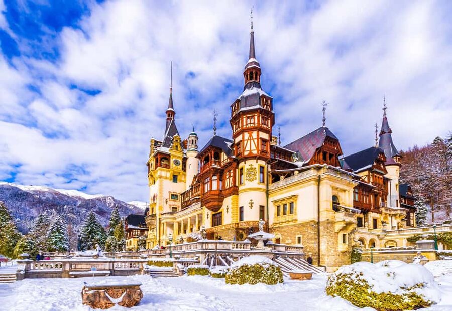 1-Day Minivan Tour 3 Castles: Peles, Wednesday & Dracula’s - How the $67 price works in practice