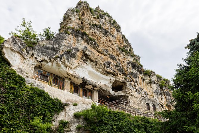 14-Day The Best of The Balkans Small Group Tour from Bucharest to Budapest - Days 10 and 11: Postojna Cave, Ljubljana, and Zagreb