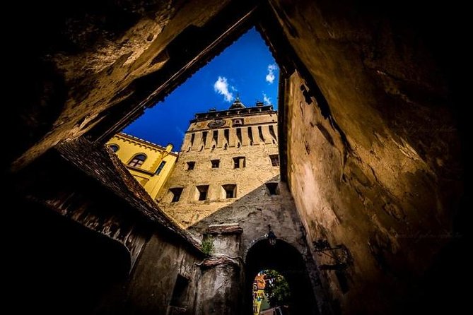 2-Day Transylvania from Bucharest: Brasov, Bran, Sighisoara - The driving time and group size