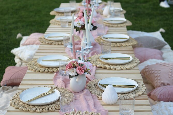 2-Hour Luxury Picnic in Cluj-Napoca Romania - The first hour: settling into the decorated space