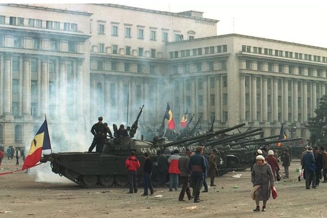 4h Bucharest communist tour by car Private Experience - What your guide and vehicle add