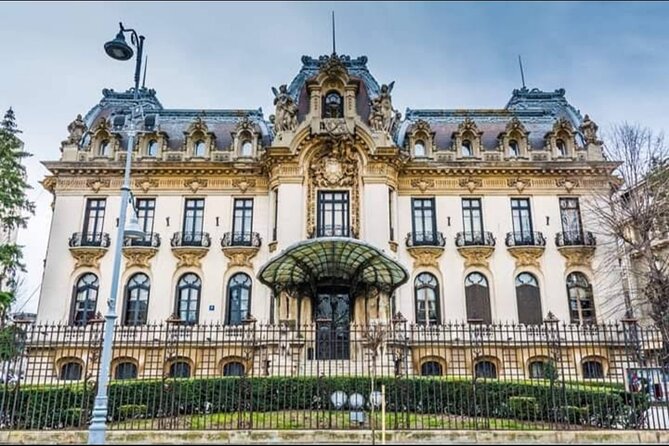 4h Bucharest Panoramic Tour by Car with stops - Victoria Palace and the language of government