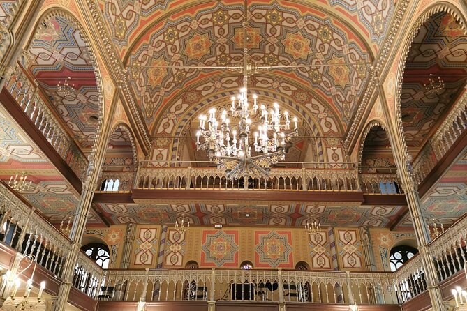 4h Jewish Legacy in Bucharest - Private Tour by Car and Walking - Who will get the most from this experience