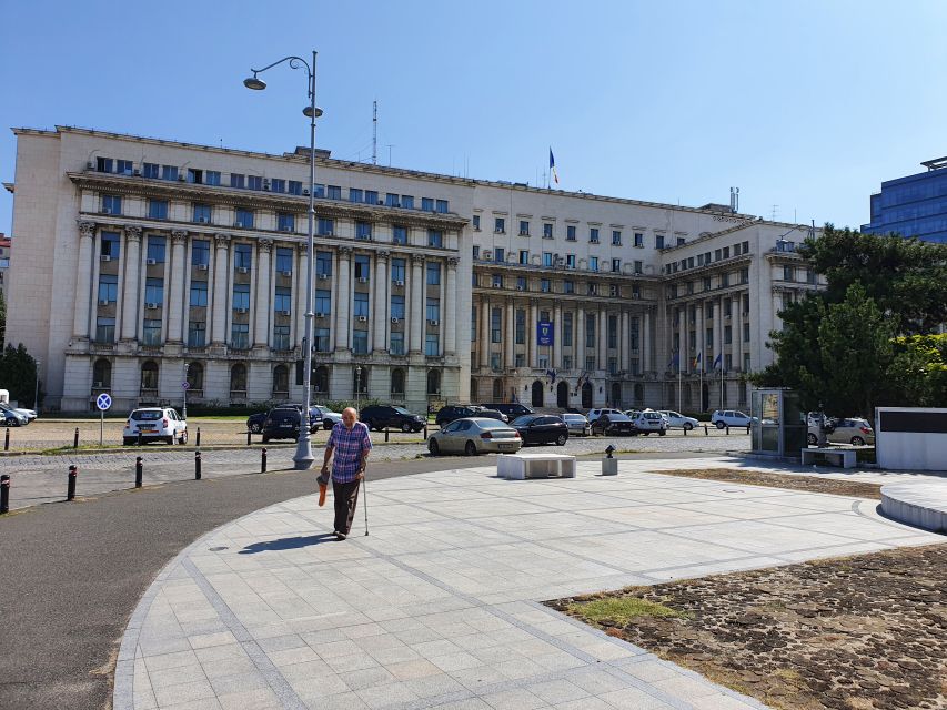 6h Communism Tour in Bucharest with Ceausescu Mansion - Inside Ceausescu Mansion