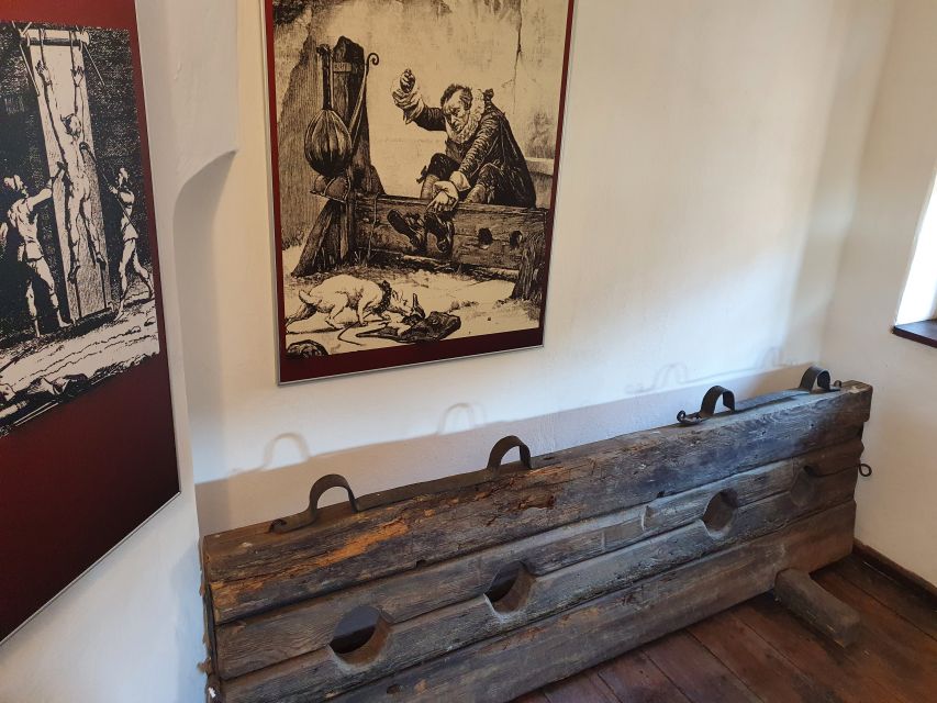 7h Dracula's Castle Private Tour from Bucharest - Fast Tour - What the private vehicle changes