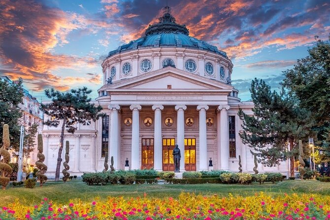 8h Bucharest full-day Tour, Parliament and Top Attraction, Privat - Old Town on foot: the best place to slow down