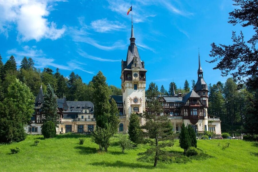 A day at the castles - Transylvania full day private tour - Peleș Castle in Sinaia: Romania’s royal chapter