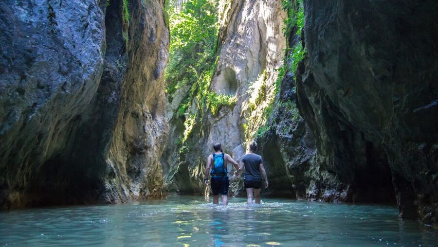 Adventure trip from Iasi: Hiking in the Carpathian Mountains - Why this trip is worth the long drive
