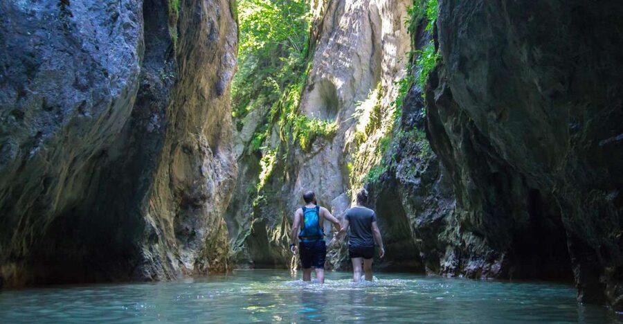 Adventure trip from Iasi: Hiking in the Carpathian Mountains - What the small group adds