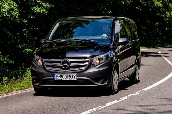 Airport Transfer with Mini-van for 8 passangers - Booking details that deserve attention