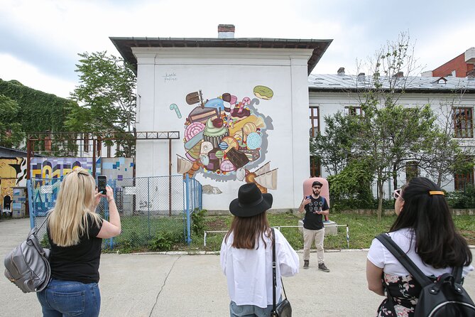 Alternative Bucharest Walking Tour - From official monuments to informal art