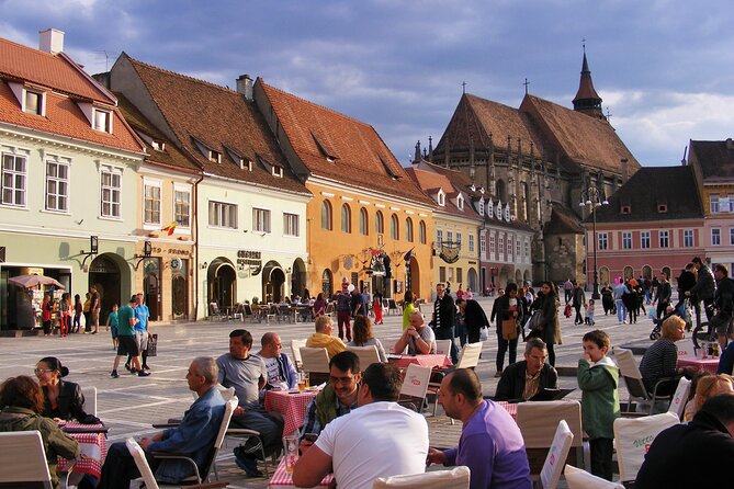 Bran & Peles Castles through the Best Road in the World: Transfagarasan road - Bran Castle, the famous Dracula stop