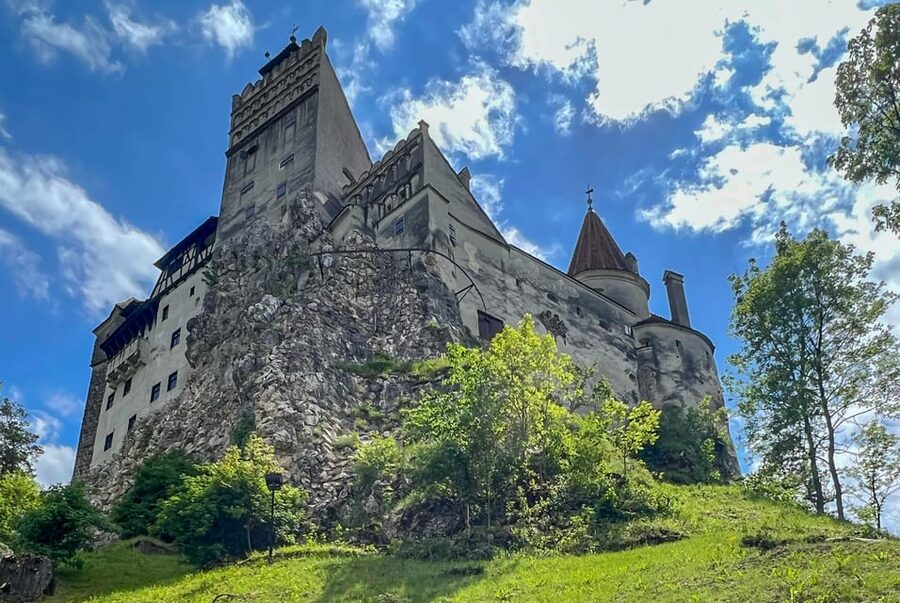 Brasov: Bran Castle, Bear Sanctuary, Rasnov (Peles Optional) - Bran Castle: Dracula, Queen Mary, and medieval punishment
