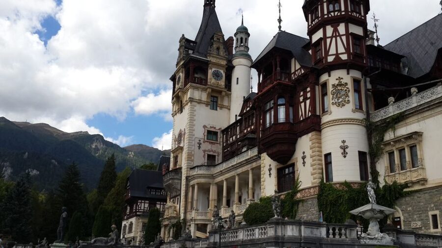Brasov: Peles Castle, Bran Castle & Rasnov Fortress Day Tour - Key points at a glance