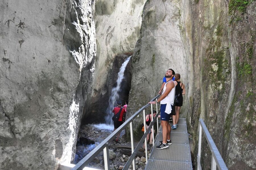 Brasov: Small-Group 7 Ladders Canyon Day Trip - Guides make the difference