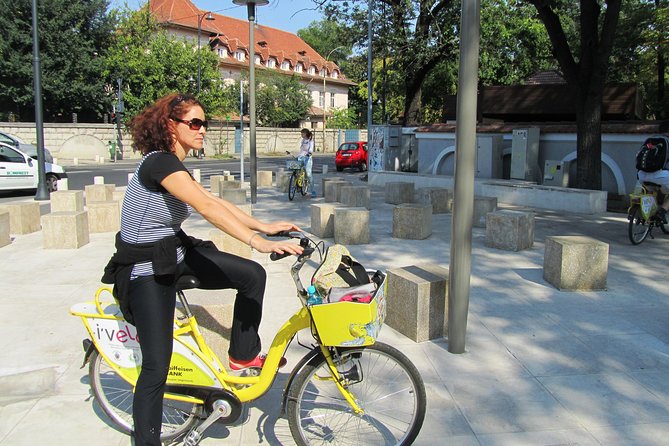 Bucarest à vélo - What the guide adds to the ride