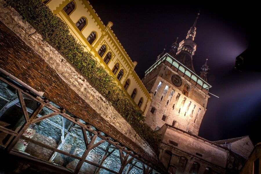 Bucharest: 3-Day Transylvania Halloween Tour - The Great Dracula Ball from 8 PM to 1 AM