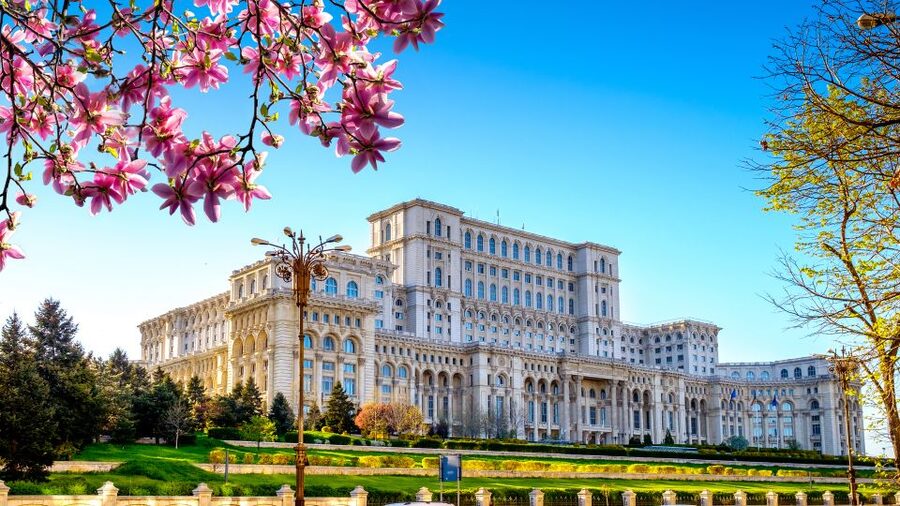 Bucharest: 4-Hour Walking Food Tour in the Old Town - Abel’s Wine Bar and the Romanian wine tasting