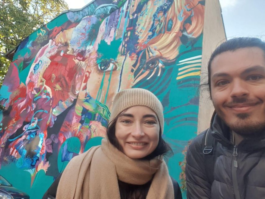 Bucharest: Alternative Sightseeing 2.5-3h-Hour Guided Tour - Calea Victoriei Brings the Art Into the Main City