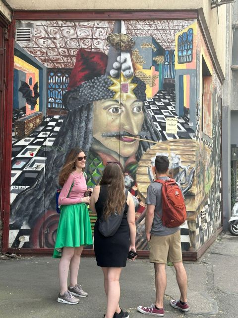 Bucharest Alternative Walking Tour - The University of Architecture murals