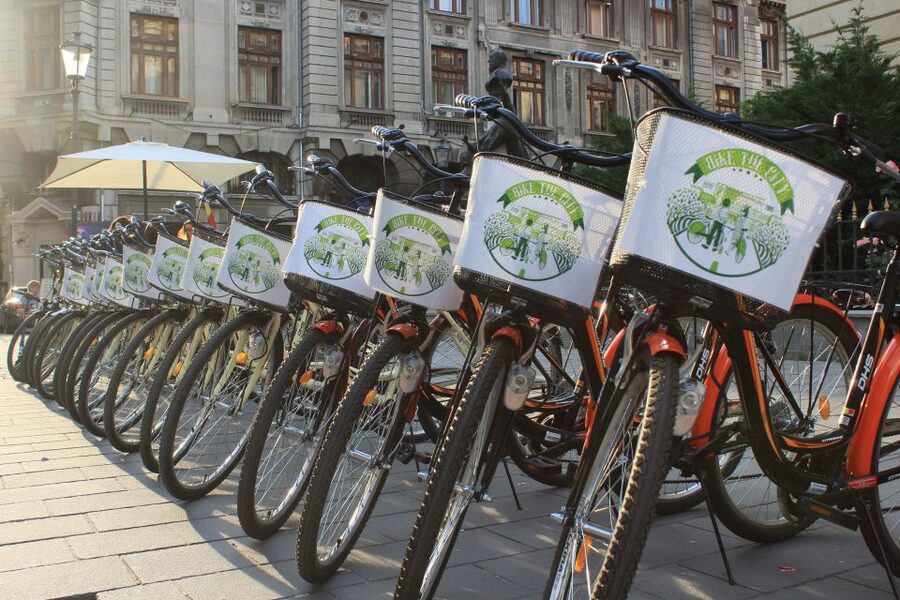 Bucharest Bike Rentals - Riding through a flat but demanding city