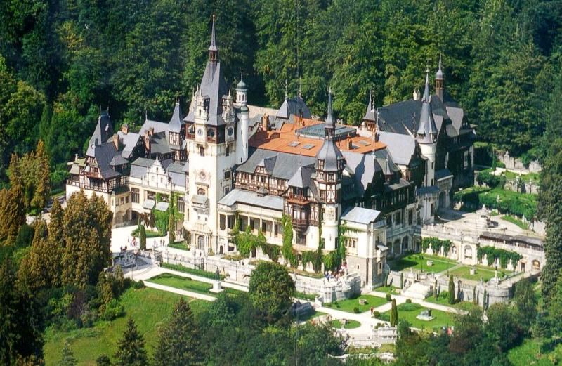 Bucharest: Bran & Peles Castle with Rasnov Citadel Day Trip - Key points to know before booking