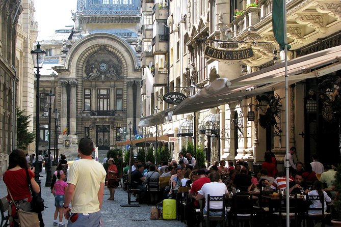 Bucharest by bike - Royal Symbols, Art, and Modern Architecture