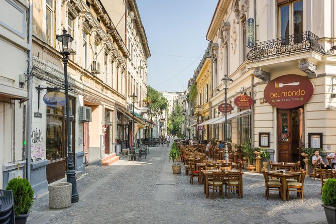 Bucharest by bike - Guides Who Add More Than Directions