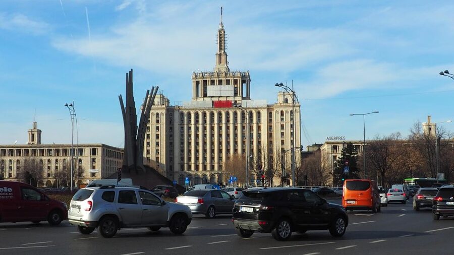 Bucharest by car - full day 'stop and visit' experience - Patriarchy Hill, the Unknown Soldier, and an old mosque