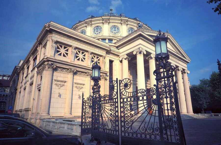 Bucharest: Charm of the Belle Époque Private Tour - A tour told through buildings and people