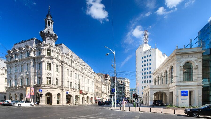 Bucharest: City Highlights Guided Walking Tour - Who should book this Bucharest walk?