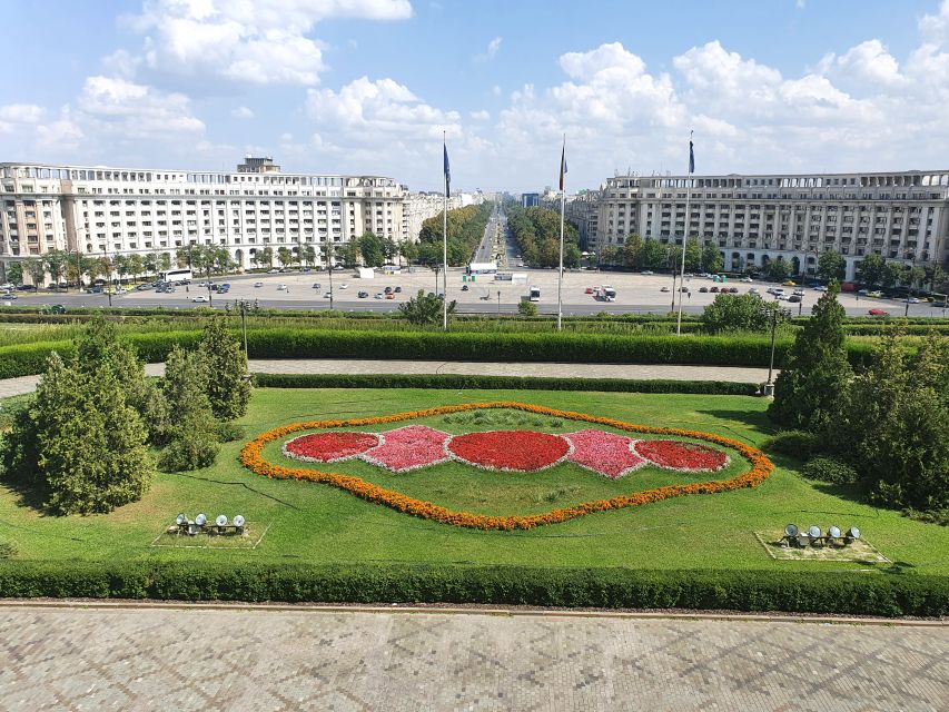 Bucharest City Tour 4h - Small Group Tour by Car - The Patriarchal Cathedral and Romanian Orthodoxy