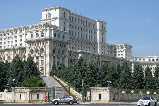 Bucharest City Tour 4h - The Palace of Parliament: a lesson in excess