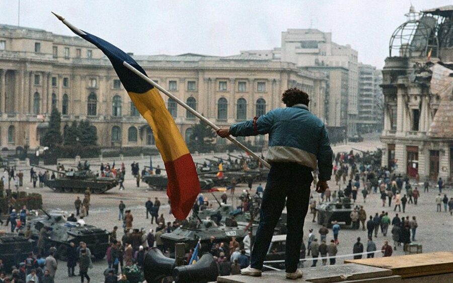 Bucharest Communism: From Lenin to Ceausescu - Antim Monastery and the Patriarchal Cathedral