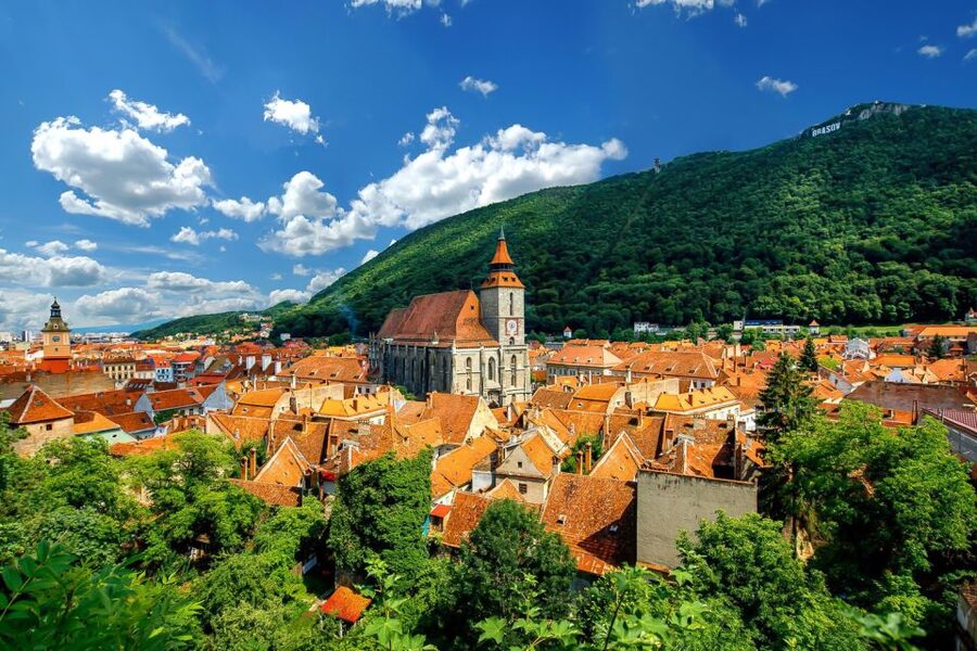 Bucharest: Day Trip to Dracula Castle, Peles Castle & Brașov - Why this Bucharest day trip works