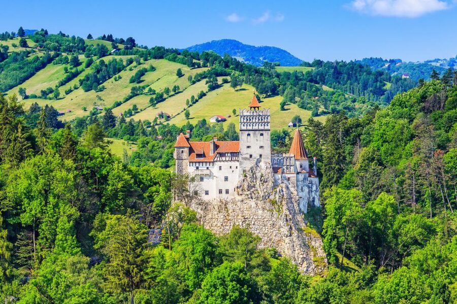 Bucharest: Day Trip to Dracula Castle, Peles Castle & Brașov - Guides make a real difference