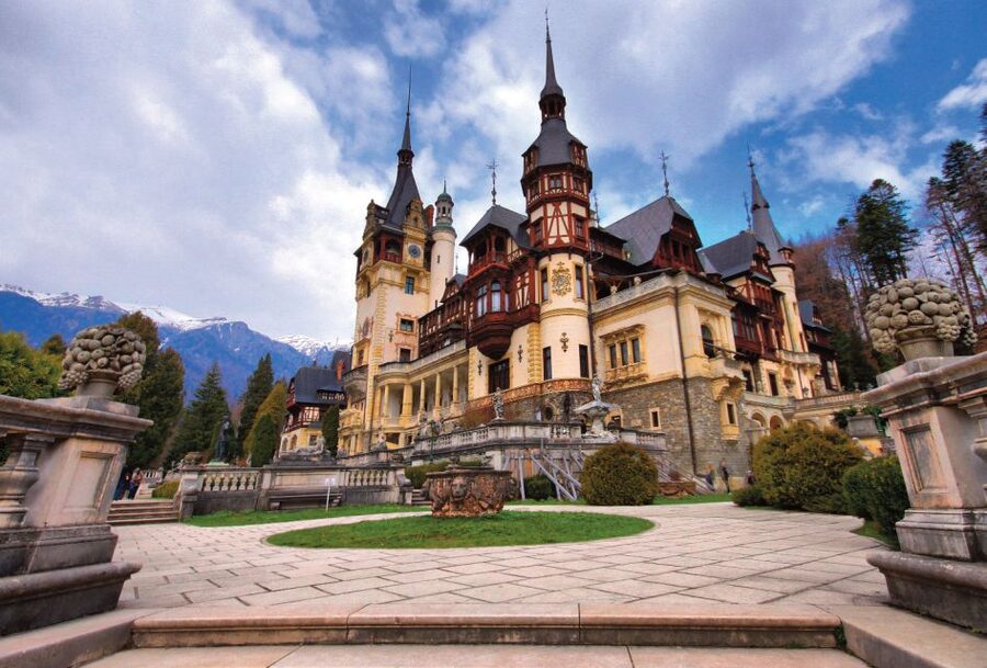 Bucharest: Dracula's Castle, Peles Castle, & Brasov Old Town - Who should book this excursion?