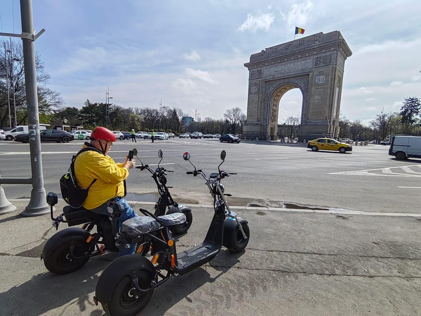 Bucharest electric city tour by Smart Balance #green - Starting at Bucharest’s fountains and Parliament Palace