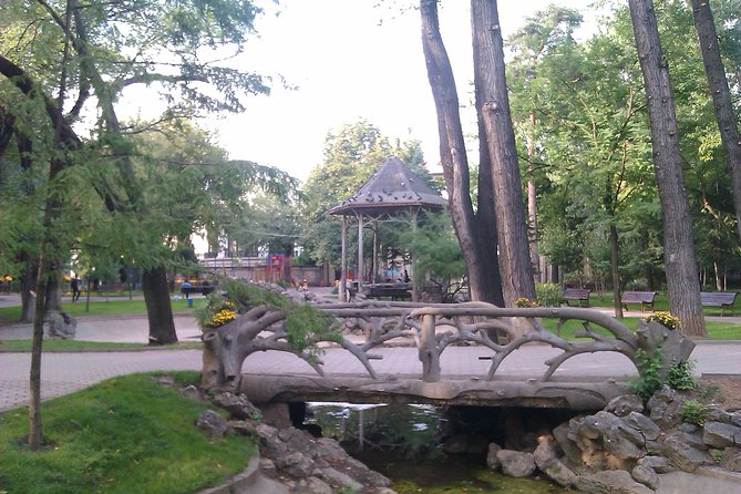 Bucharest Ghosts Stories and Mythology - Small Groups, Timing, and Comfort