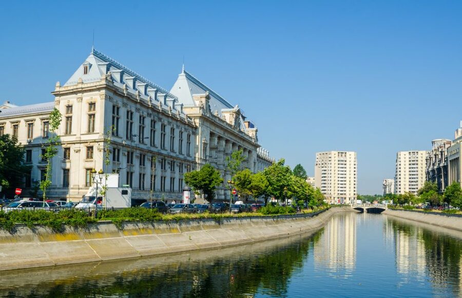 Bucharest: Half-Day Sightseeing Tour - Union Square, University Square, and Romana Square
