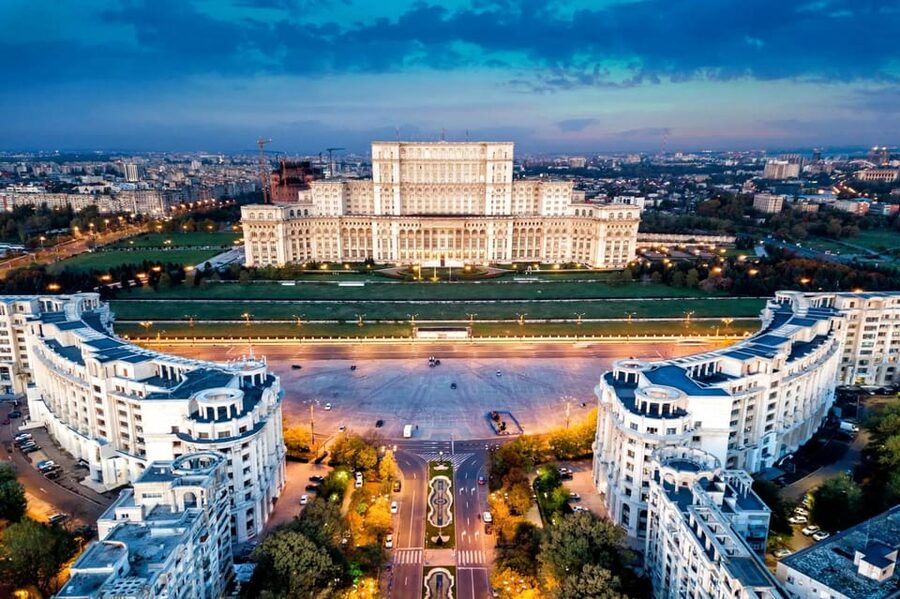 Bucharest - Little Paris - 1 day trip - The two short stops that may change with the day
