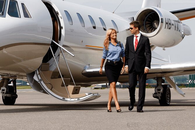 Bucharest Luxury Airport Transfer with Minivan and Business Cars - What the Flight Monitoring Really Means