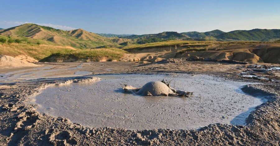 Bucharest: Muddy Volcanoes and Salt Mine Private Day Tour - Who should book this private day trip?