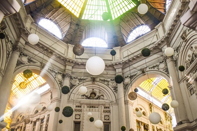 Bucharest Old Town Treasure Hunt: Walking Tour & Game - Why this Bucharest game works well for curious walkers
