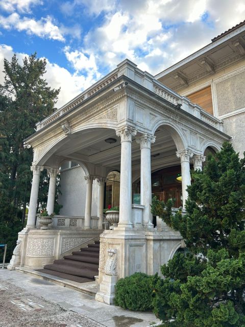Bucharest Panoramic City Tour & Street Food - Transport, group size, and comfort