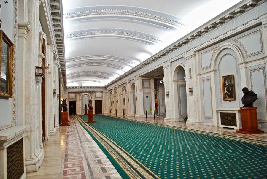 Bucharest: Parliament Palace Skip-the-line Ticket - What the one-hour length really means