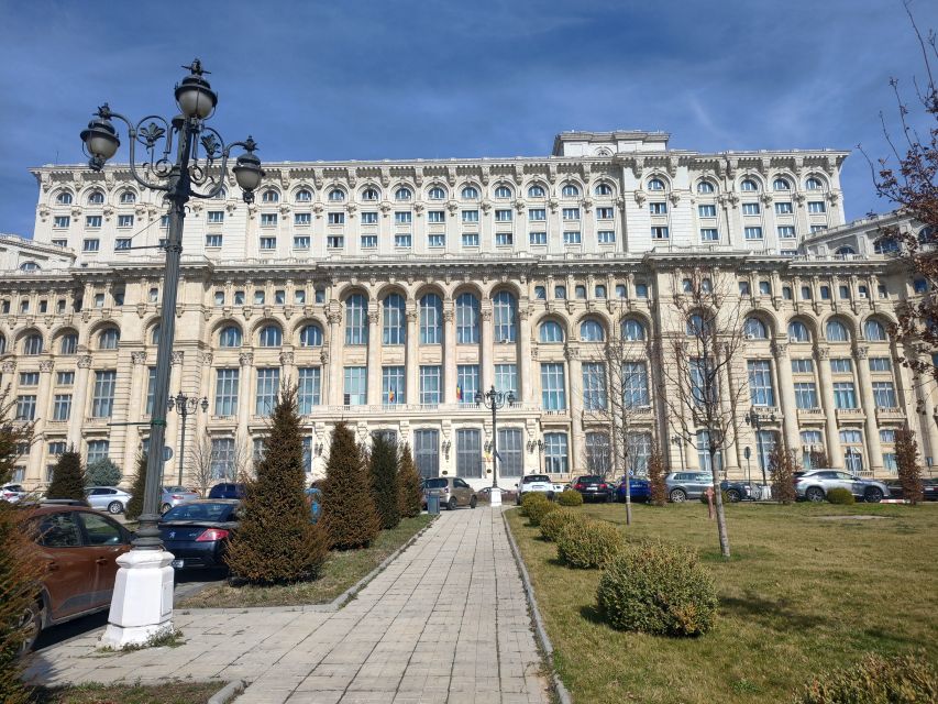 Bucharest: Parliament Senate Entry Tickets and Guided Tour - Finding the Senate entrance on Calea 13 Septembrie