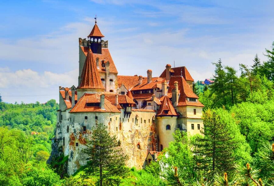 Bucharest: Peles Castle, Bran Castle & Brașov Day Tour - Key points to know before booking